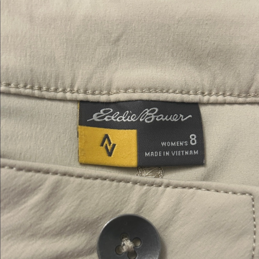 Eddie Bauer Women's Tan Cargo Shorts - Picture 2 of 7